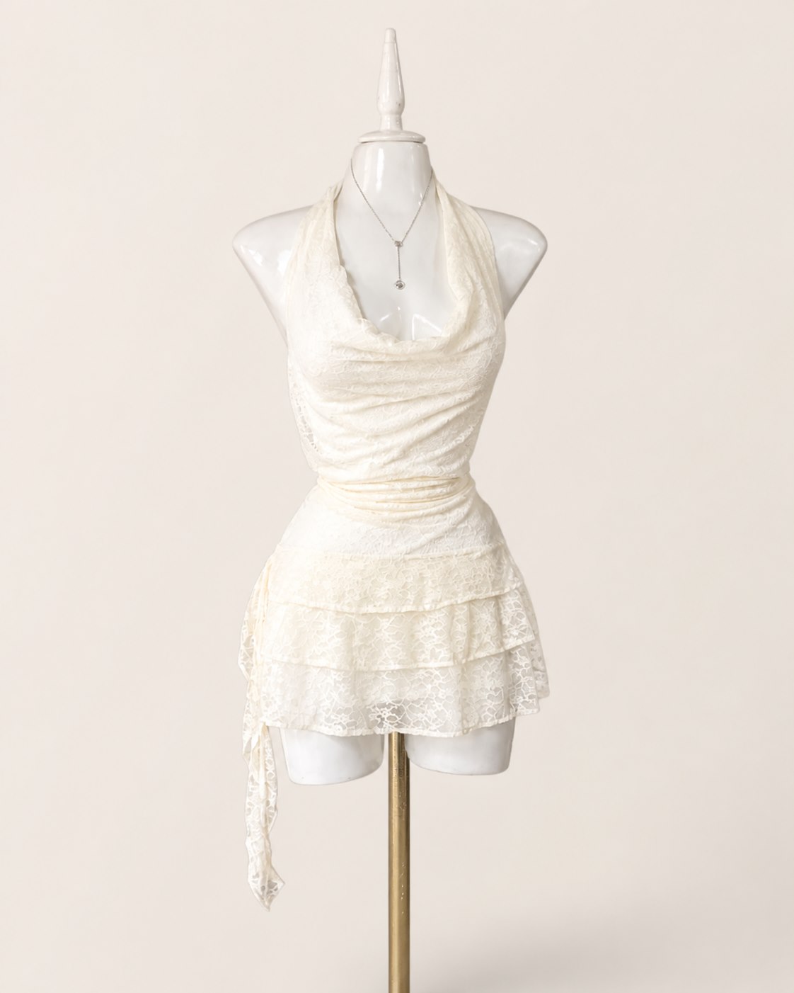Vestido halter de encaje marfil